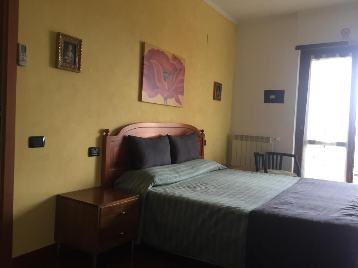 Bb Nuova Fiera Di Roma Bed & Breakfast Fiumicino Exterior photo